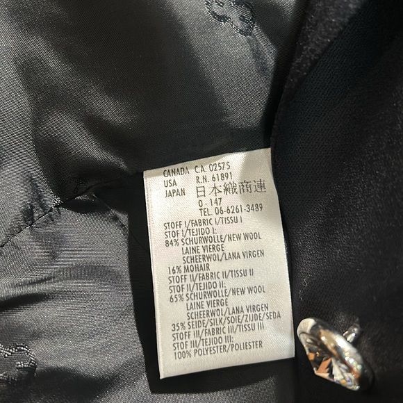 Escada black tuxedo jacket w rhinestone button and silk lapel. Size 44/large - Picture 8 of 9
